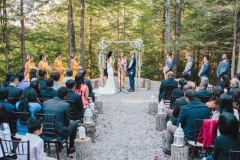 ceremony with chiavari chairs