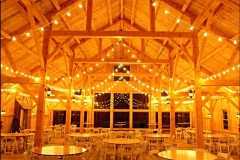 Barn lighted without table dressings